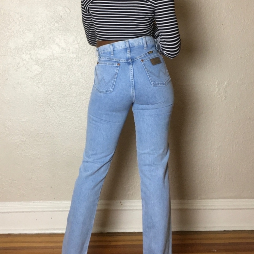 Vintage Light Wash Wrangler Jeans Size 28x30
